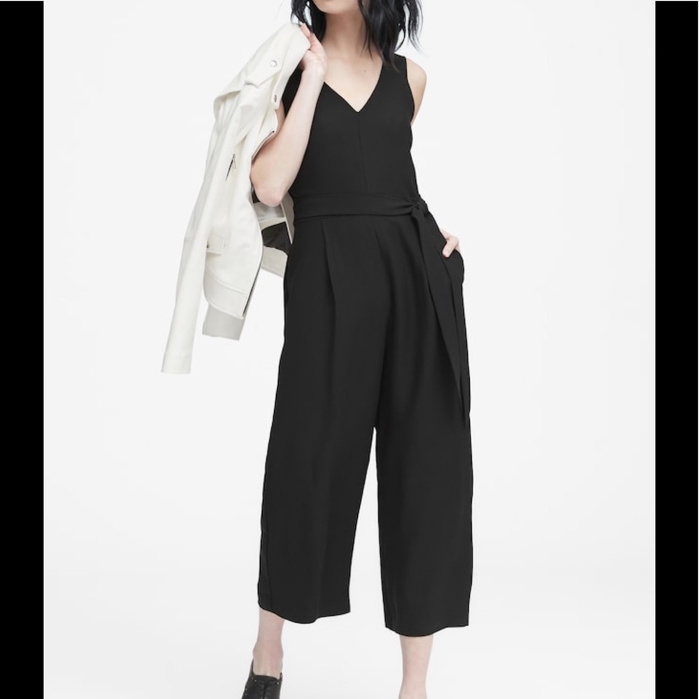 V Neck Crop Jumpsuit